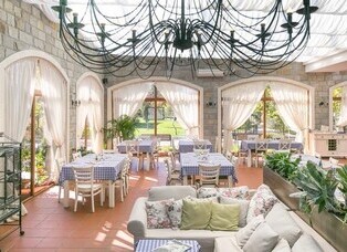 Cascadas Italian Restaurant